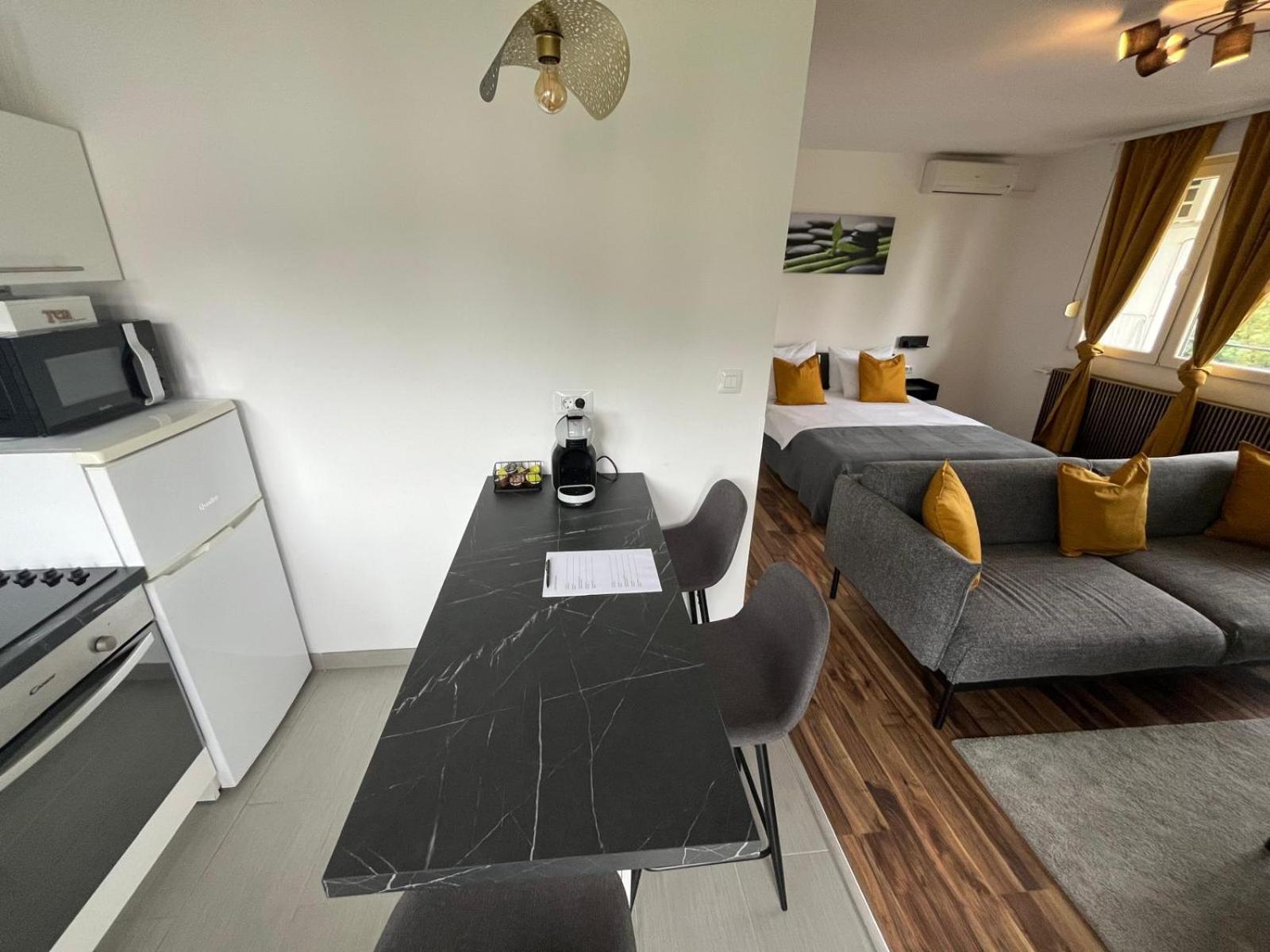 Eva Luxury Rooms & Apartments Plitvicka Jezera Luaran gambar